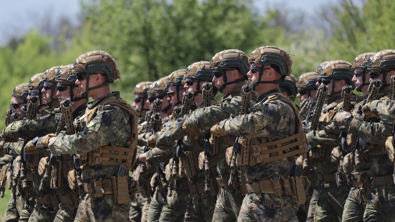 Предстои Българската армия да се сдобие с нови пистолети