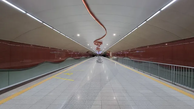 Столичното метро няма да се движи по третата линия този уикенд