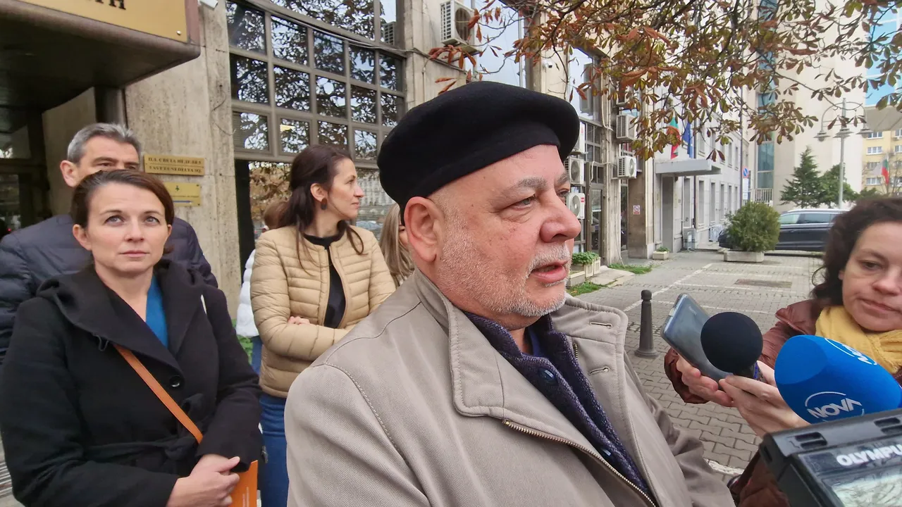 Общественият съвет за детската болница за подадената оставка: Чашата преля