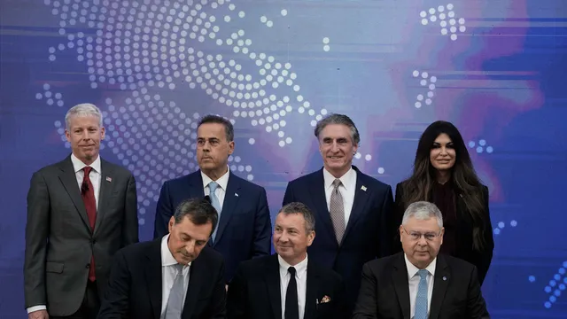 Гърция подписа първия дългосрочен договор за втечнен газ със САЩ