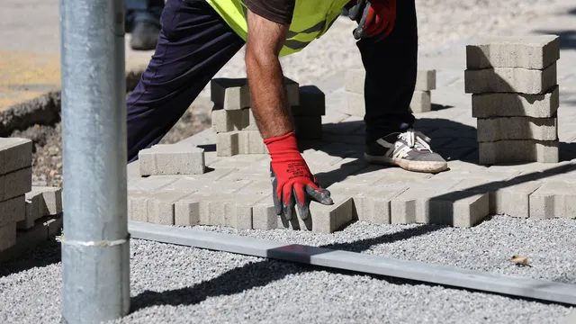 Кметът Терзиев отчете ремонти на тротоари за 17 млн. лева