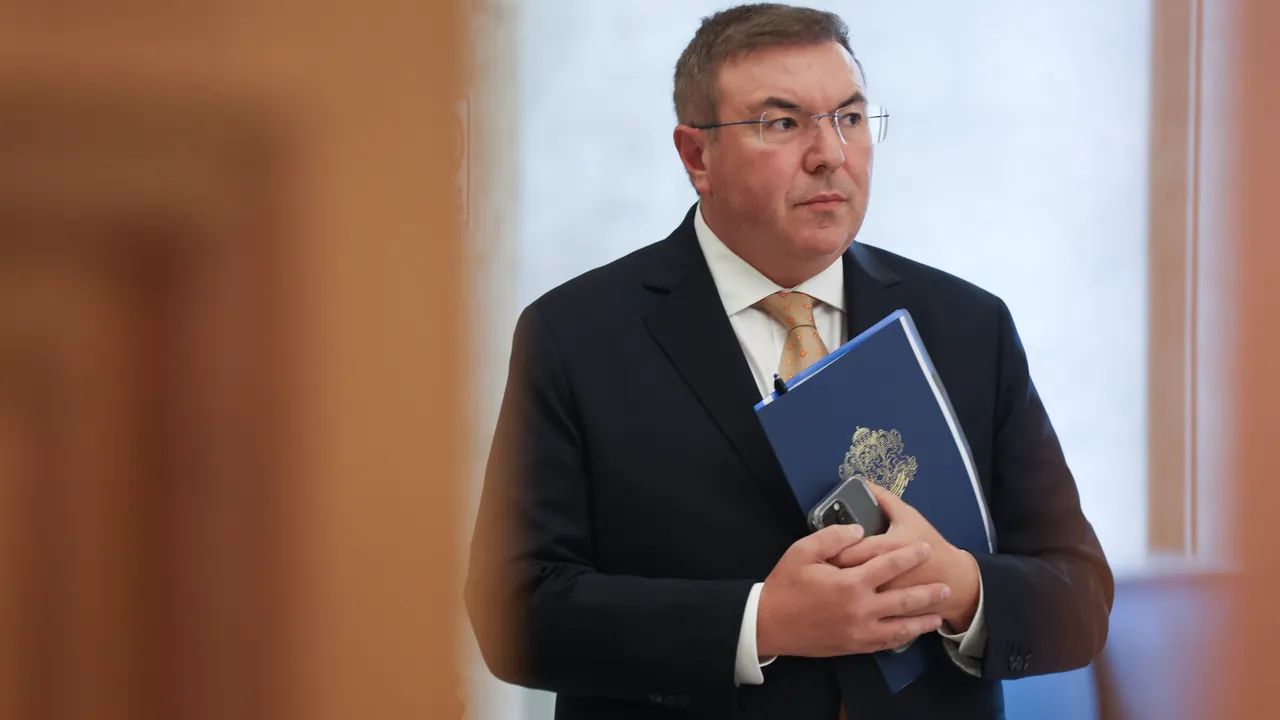 „България няма да бъде троянски кон в Европа“ – Костадин Ангелов за ветото на Радев