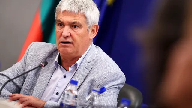 Пламен Димитров: Ролята на Тристранката е бутафорна, решенията се вземат другаде