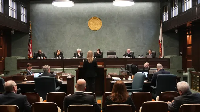 Върховният съд отхвърли искане за отмяна на еднополовите бракове