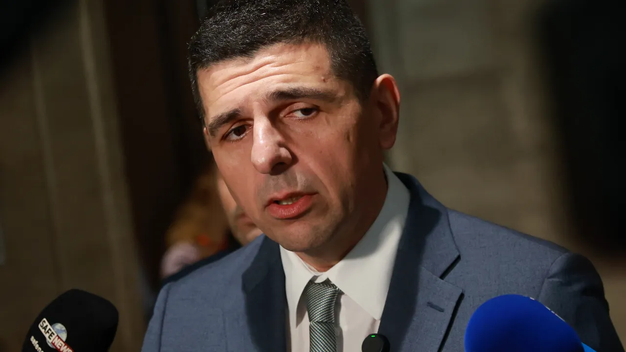 Мирчев: България спешно трябва да поиска резервите си от гориво в чужбина