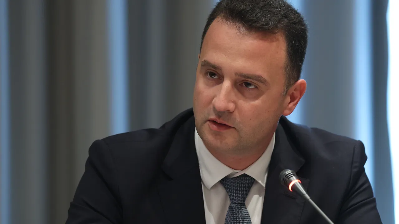 България разполага с горивни резерви и в чужбина – доставки гарантирани при нужда