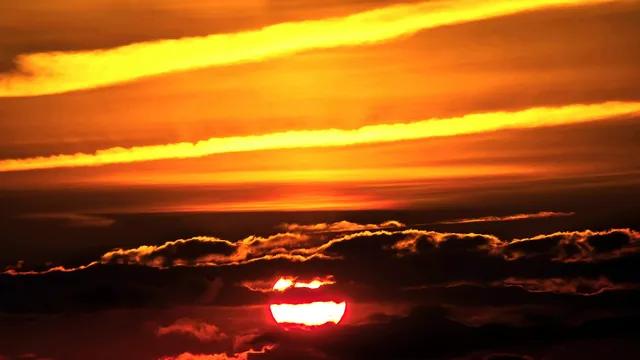 Силна магнитна буря е ударила Земята