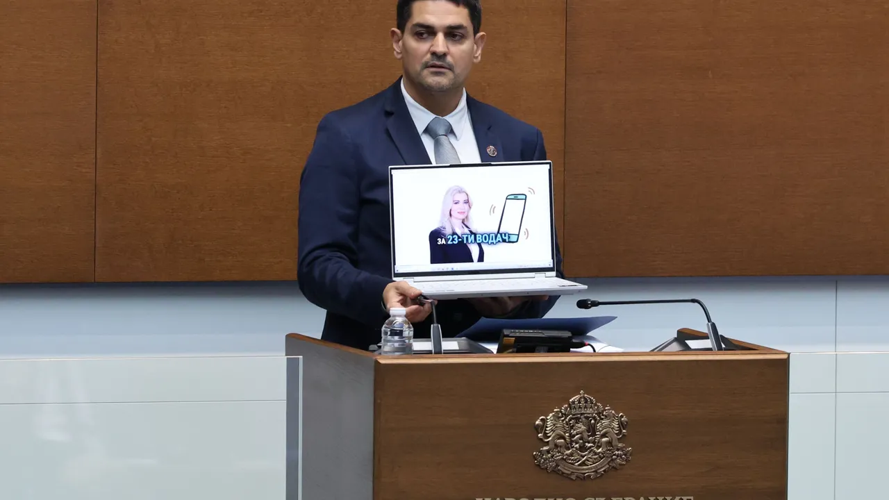 Радостин Василев с нов запис: Зове ЦИК да се намеси