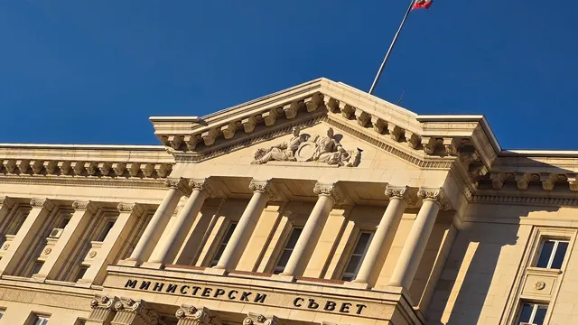 Тристранният пъзел на бюджета: Ново извънредно заседание в Министерския съвет