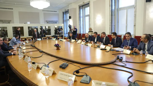 Липса на кворум отложи извънредното заседание на Комисията по бюджет и финанси