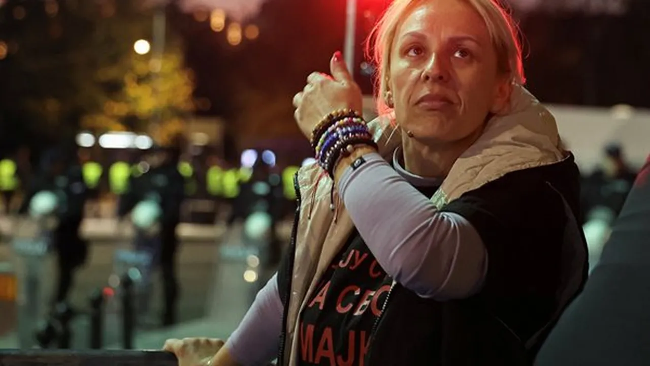 Гладуващата майка Диана Хърка е приета в болница след 11 дни протест