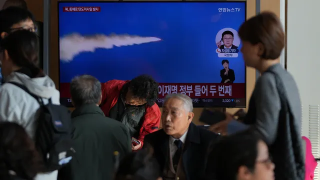 Камион помете пазар в Южна Корея: двама загинали и над 20 ранени