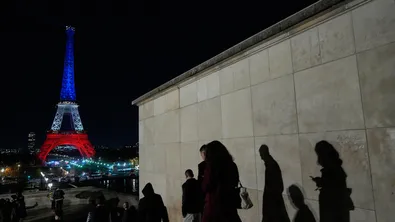 Десет години по-късно: Парижките атаки през погледа на литературата, театъра и киното