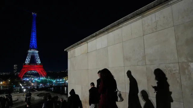 Десет години по-късно: Парижките атаки през погледа на литературата, театъра и киното