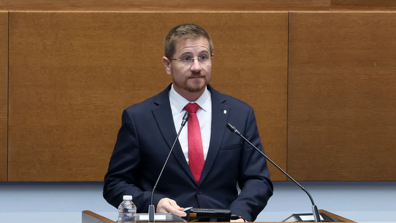 "Възраждане" отвръщат на "планиран шоков удар за бизнеса"