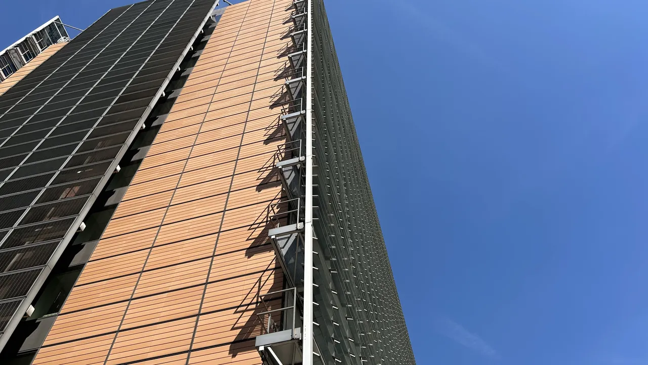 ЕК: Корупционните разкрития в Украйна доказват, че институциите ѝ работят ефективно