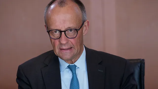 Мерц настоя Зеленски да засили битката с корупцията в Украйна