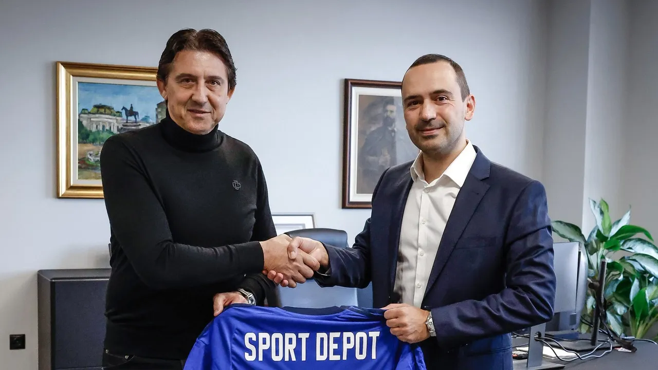 ПФК Левски удължи договора си с доставчик на екипировка