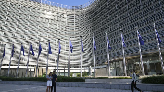 ЕК предлага нови правила срещу измамите свързани с ДДС