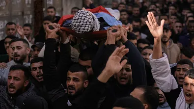 Израелската армия уби палестинец при операция на Западния бряг