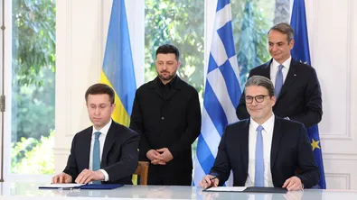 Атина и Киев се договориха за транзит на американски газ към Украйна