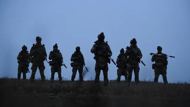 Мъгла, бомби и „Шахеди“: новата тактика на Кремъл срещу Украйна