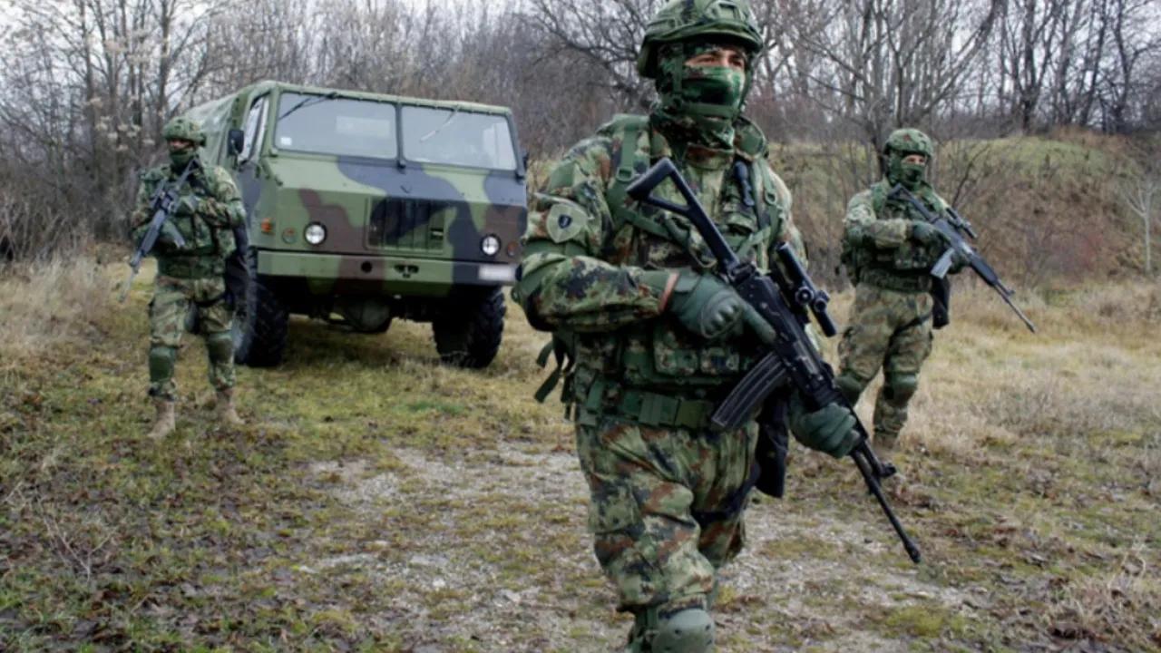 Сръбските медии: Албанци стреляха по сръбската армия