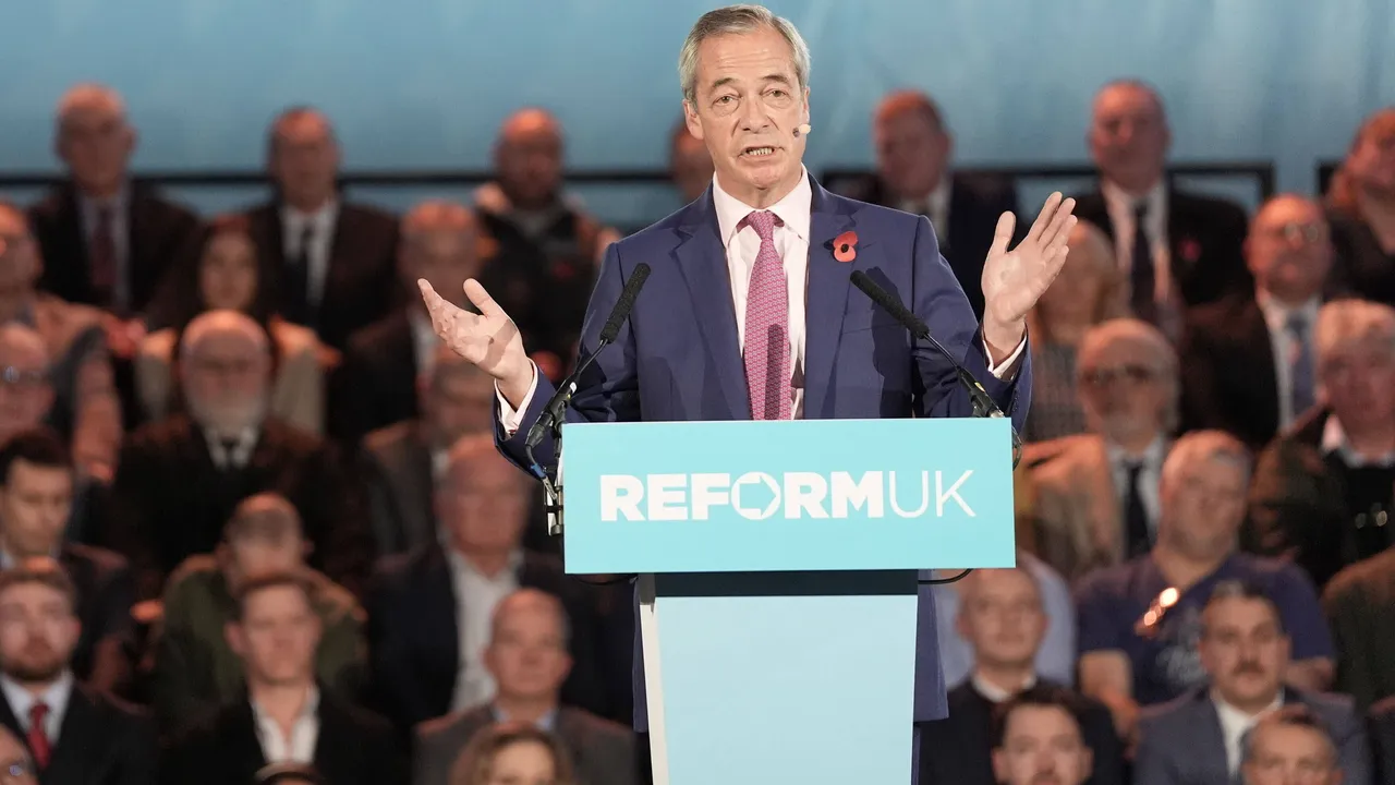 Фараж се цели в Брекзит 2.0. Може ли да бъде спрян?