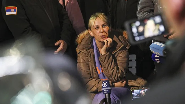 Диана Хърка прекрати гладна си стачка в Сърбия