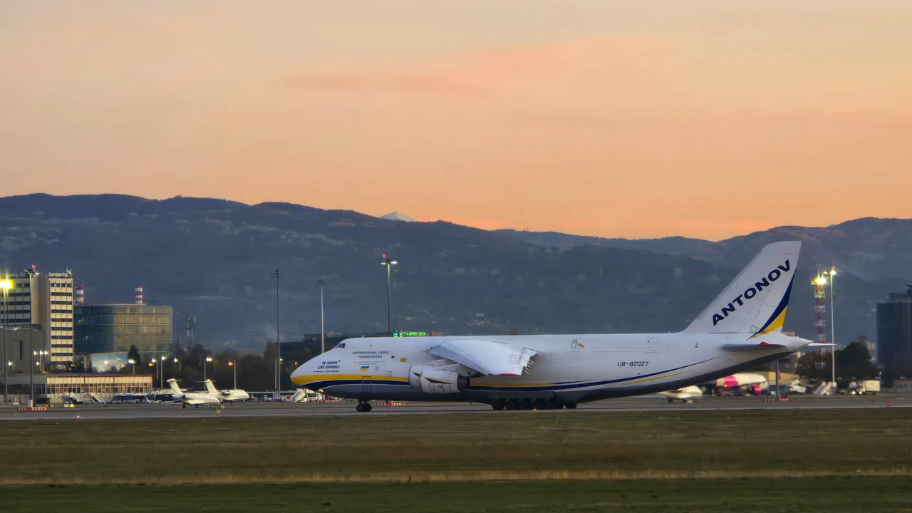 Отменените полети на летище "Васил Левски": От 25 години не е имало такъв вятър