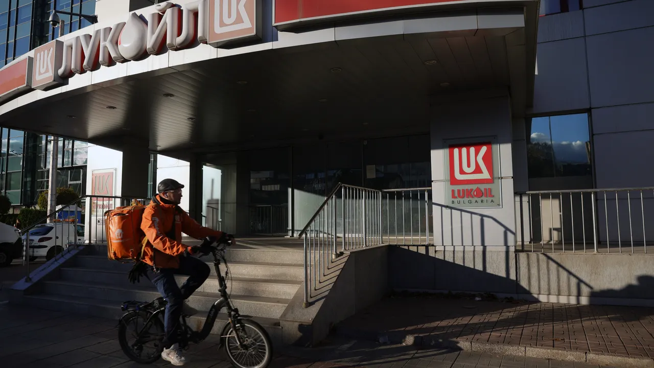 Хиновски: Спецов отговаря на най-важното условие – да може да контролира парични потоци