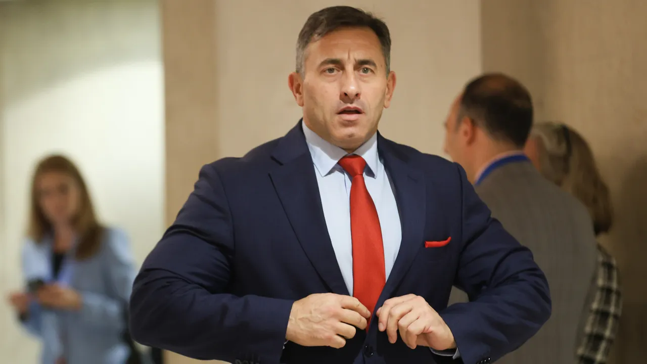 Ден първи: Спецов започна с промените в "Лукойл"