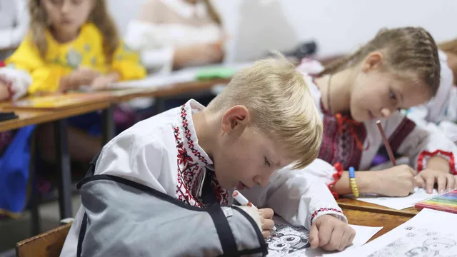 Европа трябва да защитава децата на Украйна, не парите на Путин