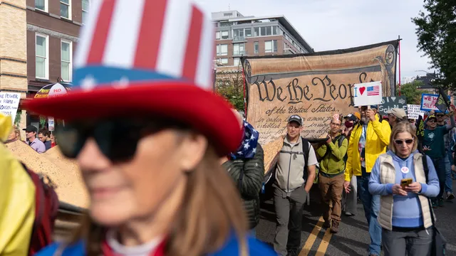 Проучване: американците подкрепят демокрацията, но смятат, че тя не работи ефективно