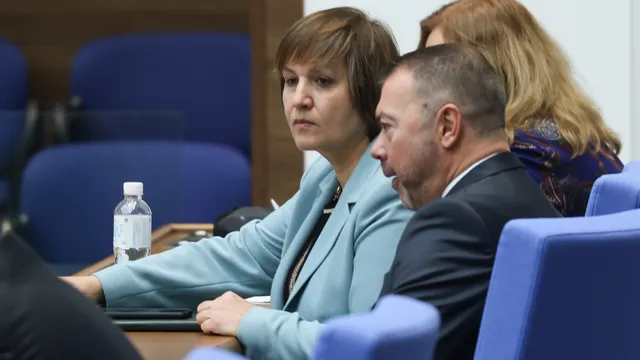 Депутатите си удължиха заседанието до прочитане на всички доклади за Бюджета