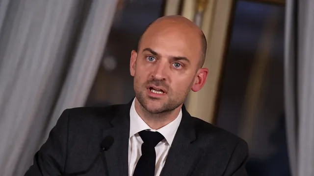 Франция въвежда нов пакет санкции срещу Русия