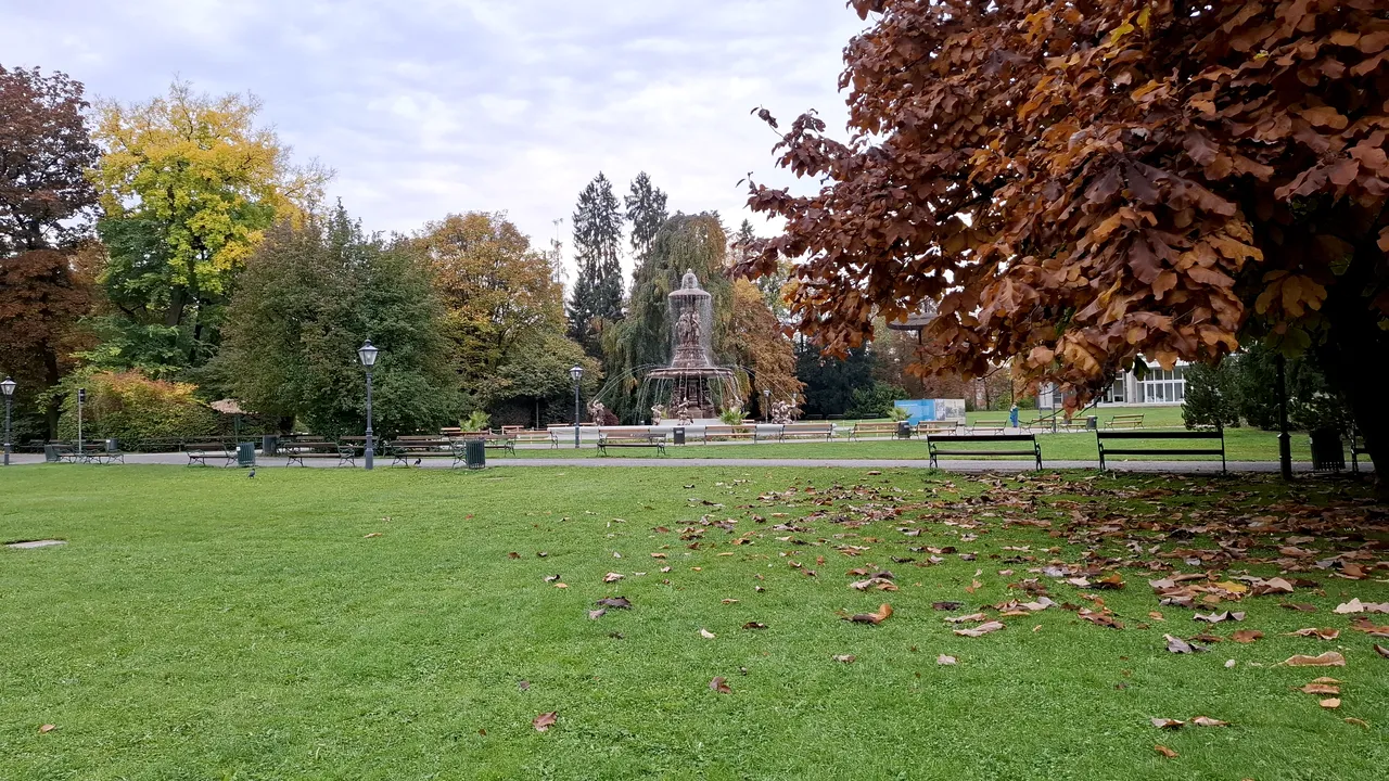 Топло за сезона време ни очаква утре