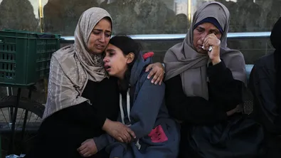 Най-малко 33 жертви при нови израелски въздушни удари в Газа