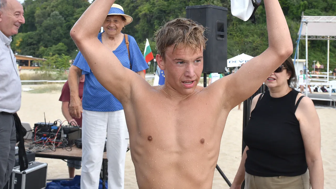 Дарен Кирилов победи себе си, поставяйки нов рекорд на 200 м.