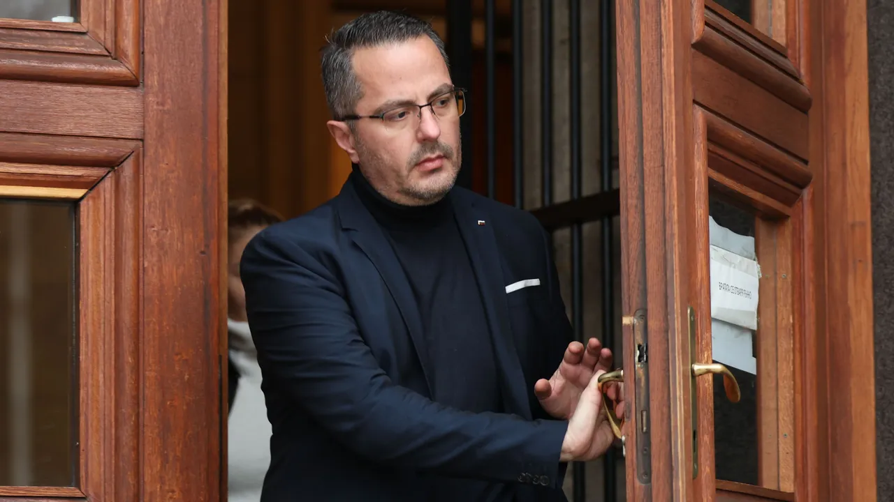 Цончо Ганев: Да закрият администрацията на вицепремиера Атанас Зафиров - нищо не работят