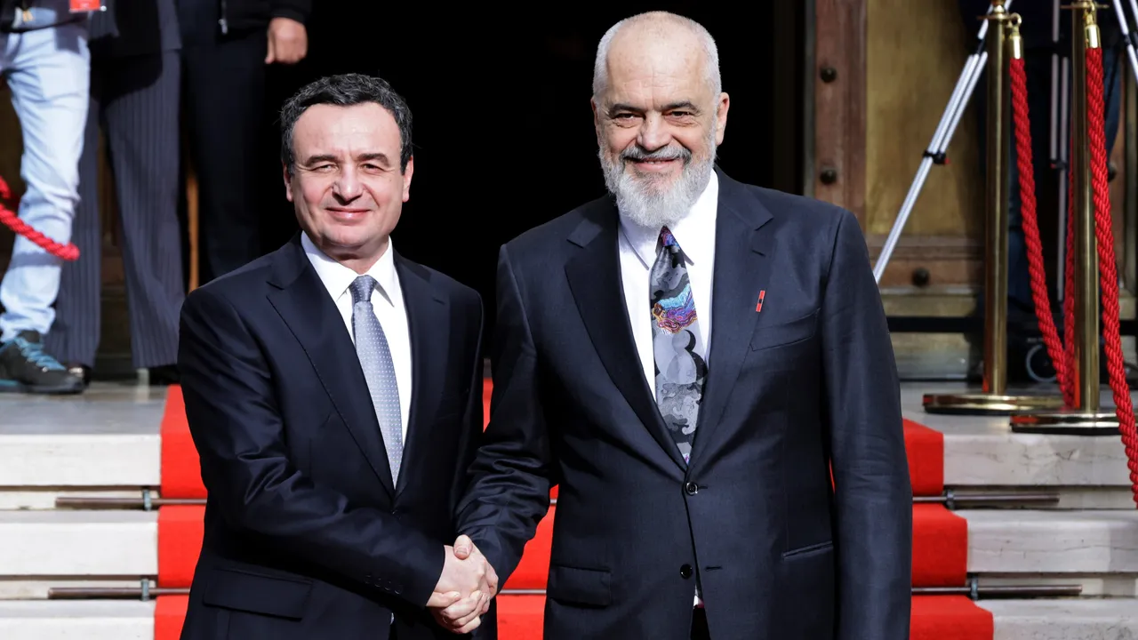 Премиерът на Косово: Санкциите, които ЕС наложи на Косово, трябва да бъдат премахнати