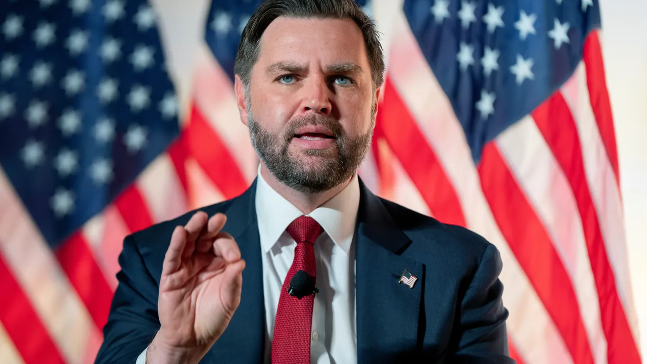 Джей Ди Ванс: Илюзия е, че Украйна ще спечели с повече оръжия