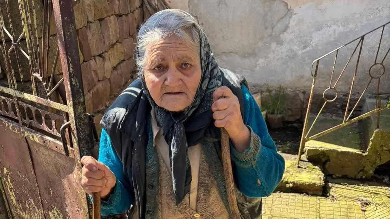 "Прави добро! Бъди добър!": Гледката по селата е страшна, хората стават все по-отчаяни от живота