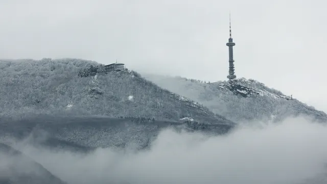 Първи сняг на Витоша: бялата покривка вече над 1400 метра