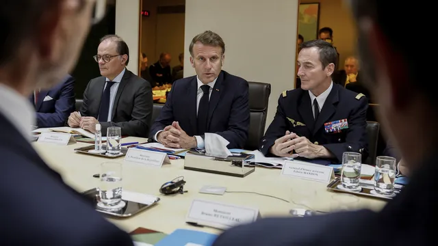 Френският началник на Генералния щаб защити предупреждението си за риск от война в Европа