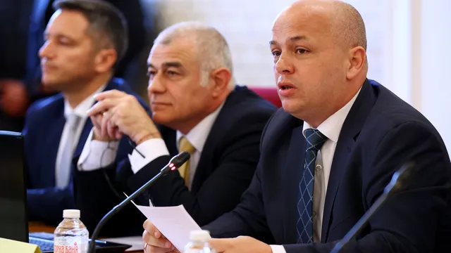 Александър Симов: Скокът в цените може да разклати правителството