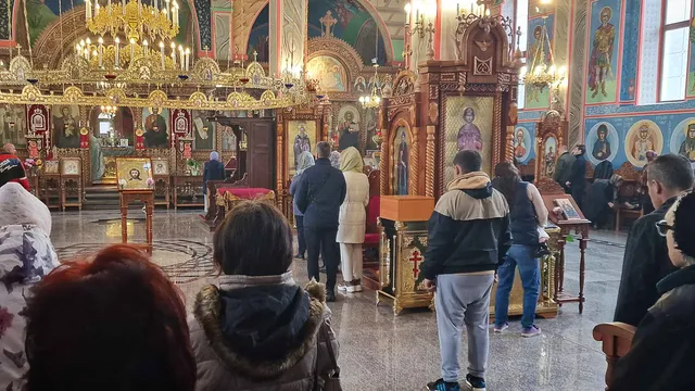 На 24 ноември Православната църква почита Света великомъченица Екатерина