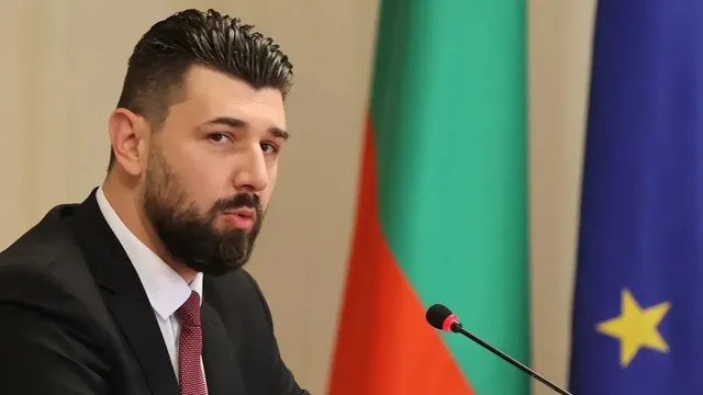 Петър Колев: Идентичност не се гради с юмруци