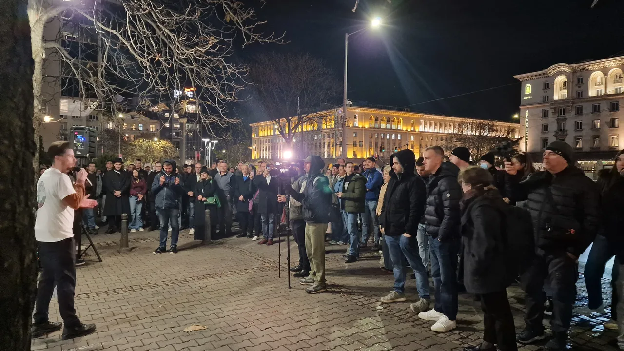 Младите лекари с нов протест с искане за достойни възнаграждения и условия на труд