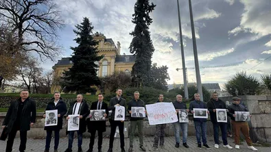 ВМРО с акция пред Народното събрание в защита на македонските българи